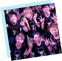 通常では知り合えない人達と知り合える！